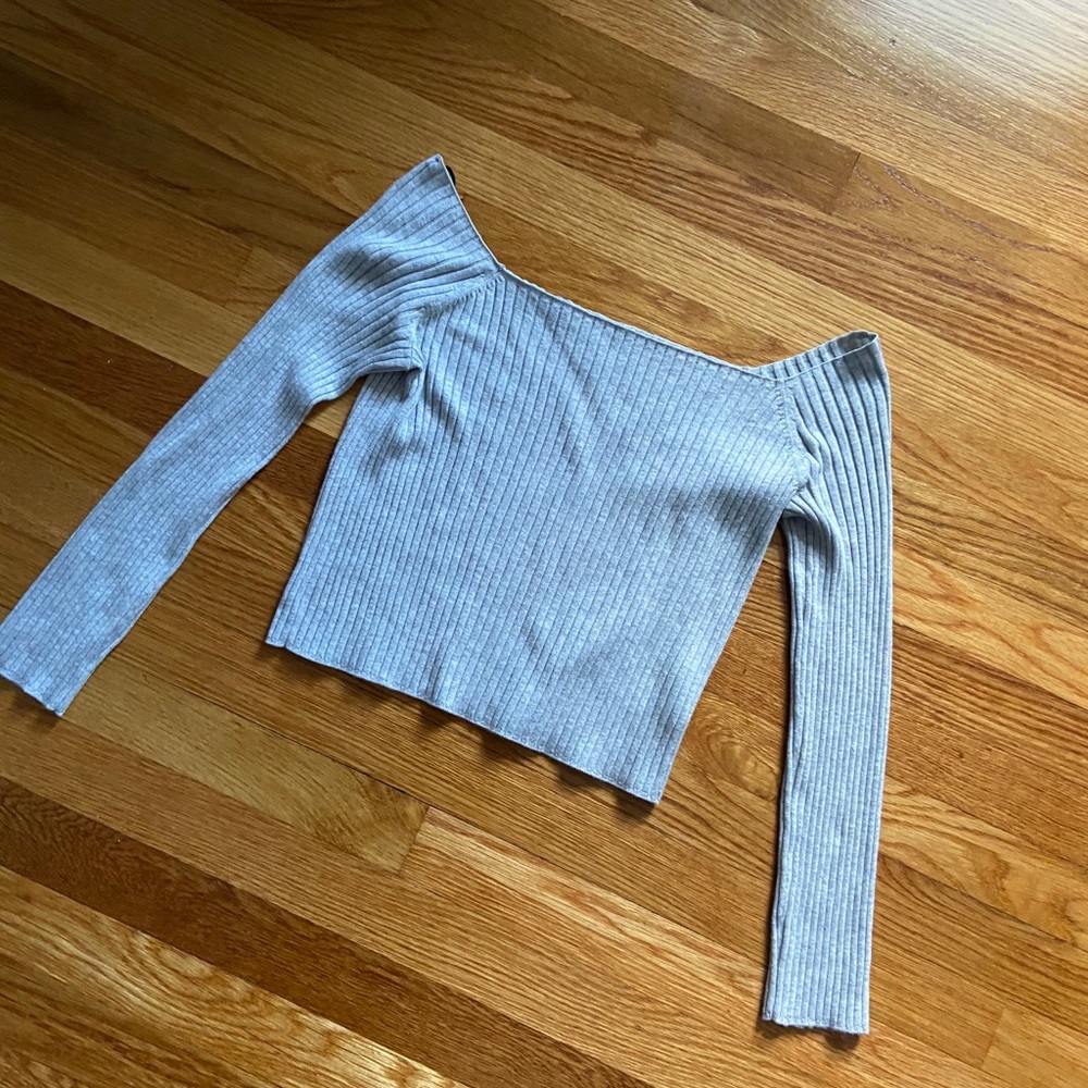 H&M grey ribbed off shoulder sweater